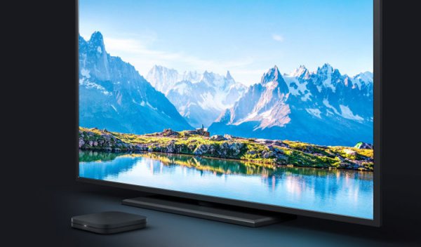 Телевизионная приставка Xiaomi Mi Box 4 с поддержкой воспроизведения видеоконтента высокого разрешения